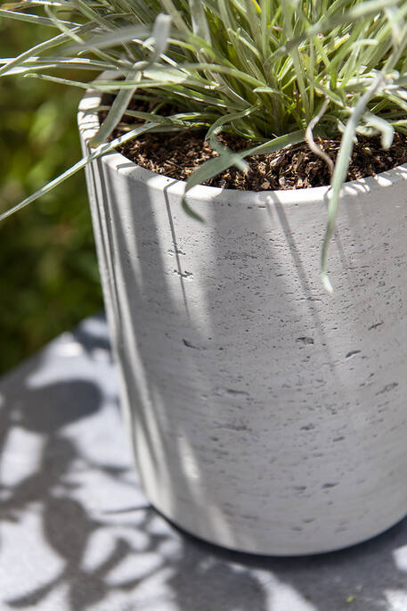 Max Fiberclay Planter